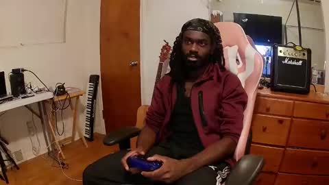 Snapshot of blaqjay chatting on November 20, 2:34 am BlaqJay online show from November 20, 2:34 am