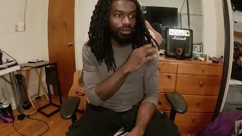 Snapshot of blaqjay chatting on November 26, 2:01 am BlaqJay online show from November 26, 2:01 am