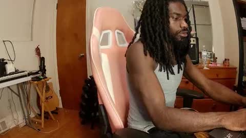 Snapshot of blaqjay chatting on December 2, 1:44 am BlaqJay online show from December 2, 1:44 am