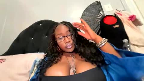 blasiangyal online show from May 2, 1:54 am