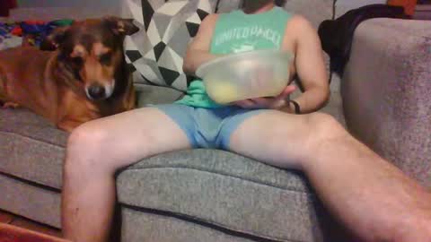 Snapshot of blaw_1321 chatting on November 9, 8:34 am blaw_1321 online show from November 9, 8:34 am