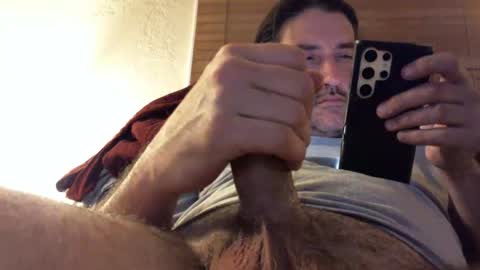 Snapshot of blazinawin chatting on April 1, 12:44 am FreshCut online show from April 1, 12:44 am