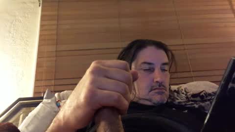 Snapshot of blazinawin chatting on April 7, 2:01 am FreshCut online show from April 7, 2:01 am