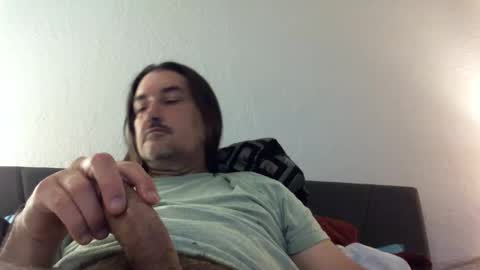 Snapshot of blazinawin chatting on May 27, 2:30 am FreshCut online show from May 27, 2:30 am