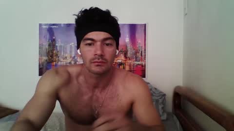 Snapshot of blckhorse19 chatting on February 25, 12:45 pm blckhorse19 online show from February 25, 12:45 pm
