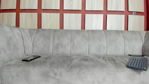 The Best Models online show from February 14, 12:19 am