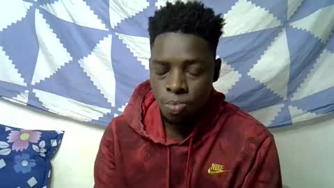 Snapshot of blesse_mixed chatting on October 25, 10:45 am Black brown online show from October 25, 10:45 am