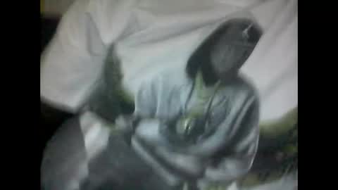 Snapshot of blesse_mixed chatting on November 23, 11:04 pm Black brown online show from November 23, 11:04 pm