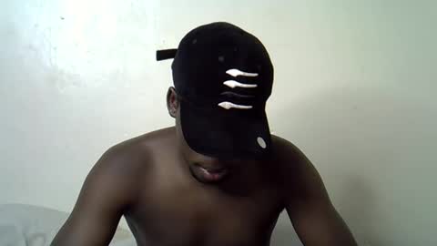 Snapshot of blesse_mixed chatting on November 26, 8:26 am Black brown online show from November 26, 8:26 am