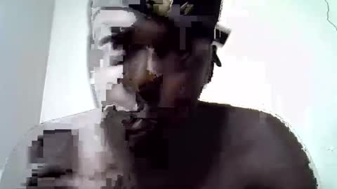 Snapshot of blesse_mixed chatting on November 29, 10:24 pm Black brown online show from November 29, 10:24 pm