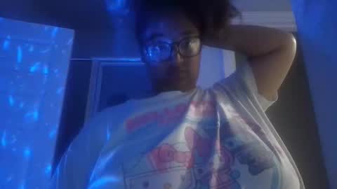 Snapshot of blessica_eddieluv6996 chatting on March 9, 2:59 am BLESSICA EDDIE LOVE online show from March 9, 2:59 am