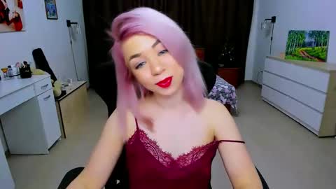 Snapshot of blinkofeyess chatting on December 16, 7:37 am Nicole online show from December 16, 7:37 am