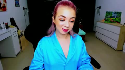 Snapshot of blinkofeyess chatting on December 21, 2:19 am Nicole online show from December 21, 2:19 am