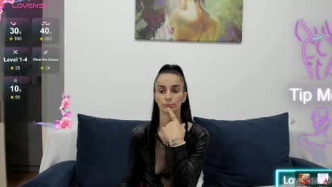 Snapshot of blissaria chatting on May 27, 7:44 pm Aria online show from May 27, 7:44 pm