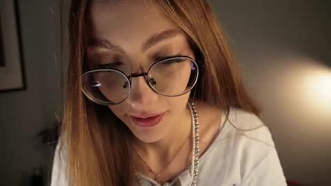 Snapshot of blissence chatting on September 16, 4:52 pm LiLy online show from September 16, 4:52 pm