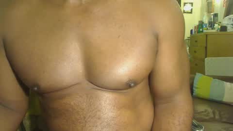 Snapshot of blkbiguncut10462 chatting on February 28, 5:15 am blkbiguncut10462 online show from February 28, 5:15 am