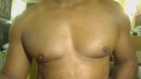 Snapshot of blkbiguncut10462 chatting on March 5, 1:50 pm blkbiguncut10462 online show from March 5, 1:50 pm