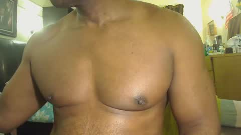 Snapshot of blkbiguncut10462 chatting on March 10, 12:29 am blkbiguncut10462 online show from March 10, 12:29 am