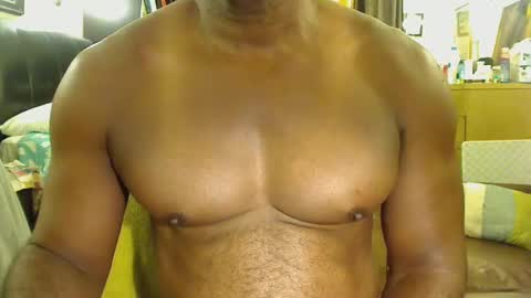 Snapshot of blkbiguncut10462 chatting on October 6, 3:04 am blkbiguncut10462 online show from October 6, 3:04 am