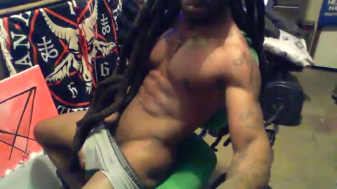 Snapshot of blkjesus999 chatting on January 4, 6:41 am blkjesus999 online show from January 4, 6:41 am