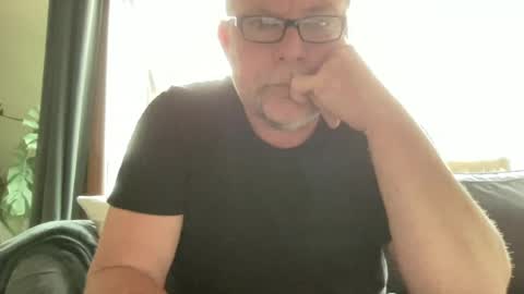 BlIdoL online show from June 10, 5:50 am