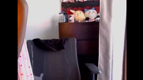 bloggirllaurel online show from February 14, 6:59 pm