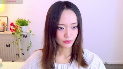 YoYo online show from May 12, 4:53 am