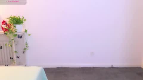 YoYo online show from May 14, 6:31 am
