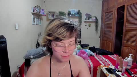 blondandtattooface online show from January 26, 8:14 am