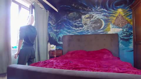 Snapshot of blonde4pasion chatting on March 5, 8:10 am blonde4pasion online show from March 5, 8:10 am