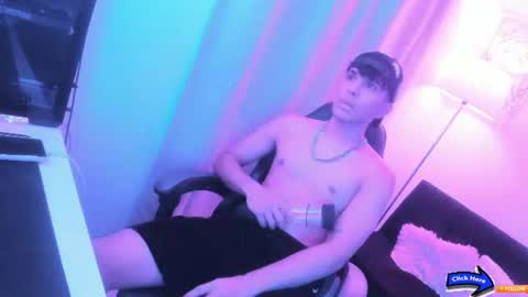  Blonde and Sam  online show from August 3, 7:07 am