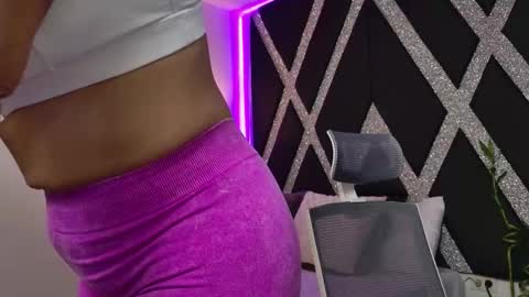 alejandra online show from March 11, 6:19 am