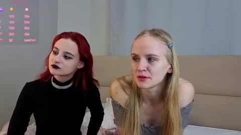 Kate and Mary online show from January 19, 3:21 am