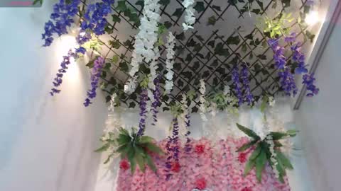 blonde_squirt_ online show from January 14, 9:48 am