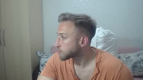 Mr Blond online show from May 17, 9:22 pm