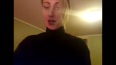 Gia  online show from January 21, 12:57 am