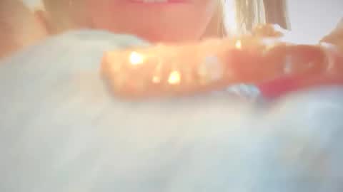 blondebunny999 online show from June 8, 8:31 pm