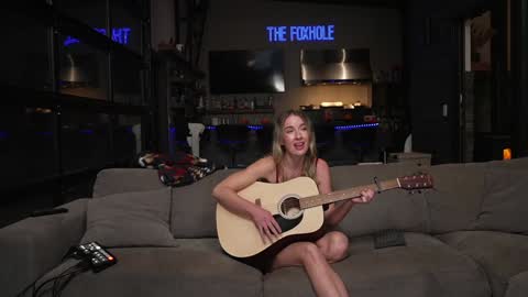 blondefoxsilverfox online show from November 4, 3:11 pm