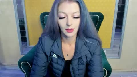 Tina online show from September 20, 10:33 pm