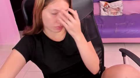 blondie_dirty_squirt online show from June 7, 11:47 am