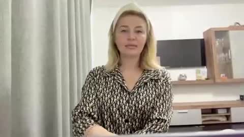 blondie_xoxoxo online show from September 11, 5:18 am