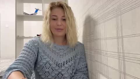 blondie_xoxoxo online show from September 17, 9:22 am
