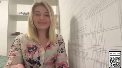 blondie_xoxoxo online show from November 16, 7:52 pm