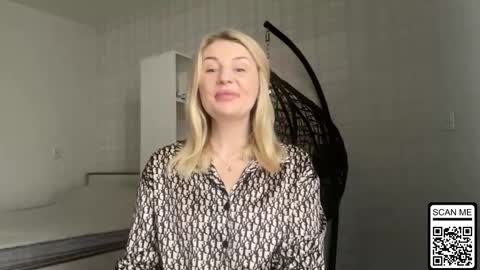 Snapshot of blondie_xoxoxo chatting on March 30, 8:37 am blondie_xoxoxo online show from March 30, 8:37 am