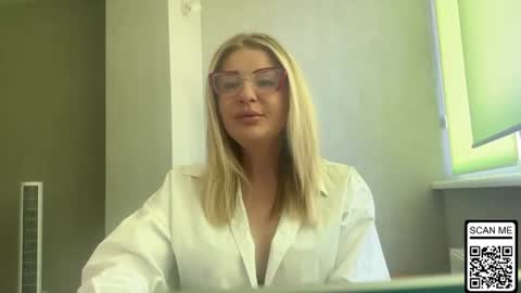 blondie_xoxoxo online show from July 18, 6:39 am