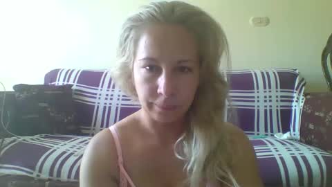 BlondiePam online show from May 12, 7:27 am