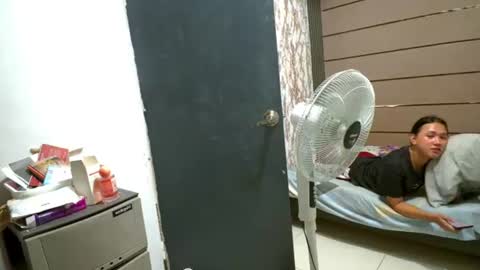 blondina_twinx online show from July 28, 4:19 am