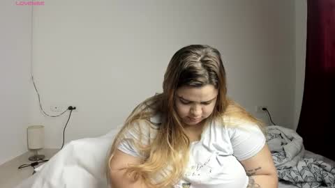 Snapshot of blondyliciousx chatting on March 15, 11:38 am katartistic name online show from March 15, 11:38 am