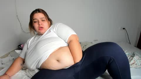 Snapshot of blondyliciousx chatting on May 25, 3:34 am katartistic name online show from May 25, 3:34 am