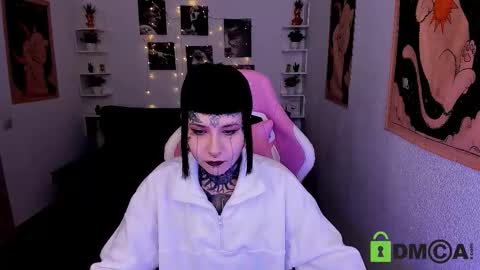 Mary online show from February 11, 9:58 am